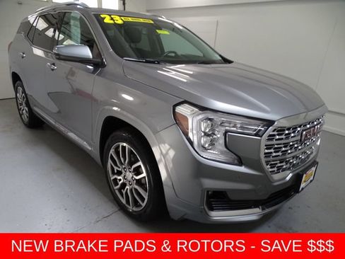 Used 2023 GMC Terrain Denali AWD/4WD image 1