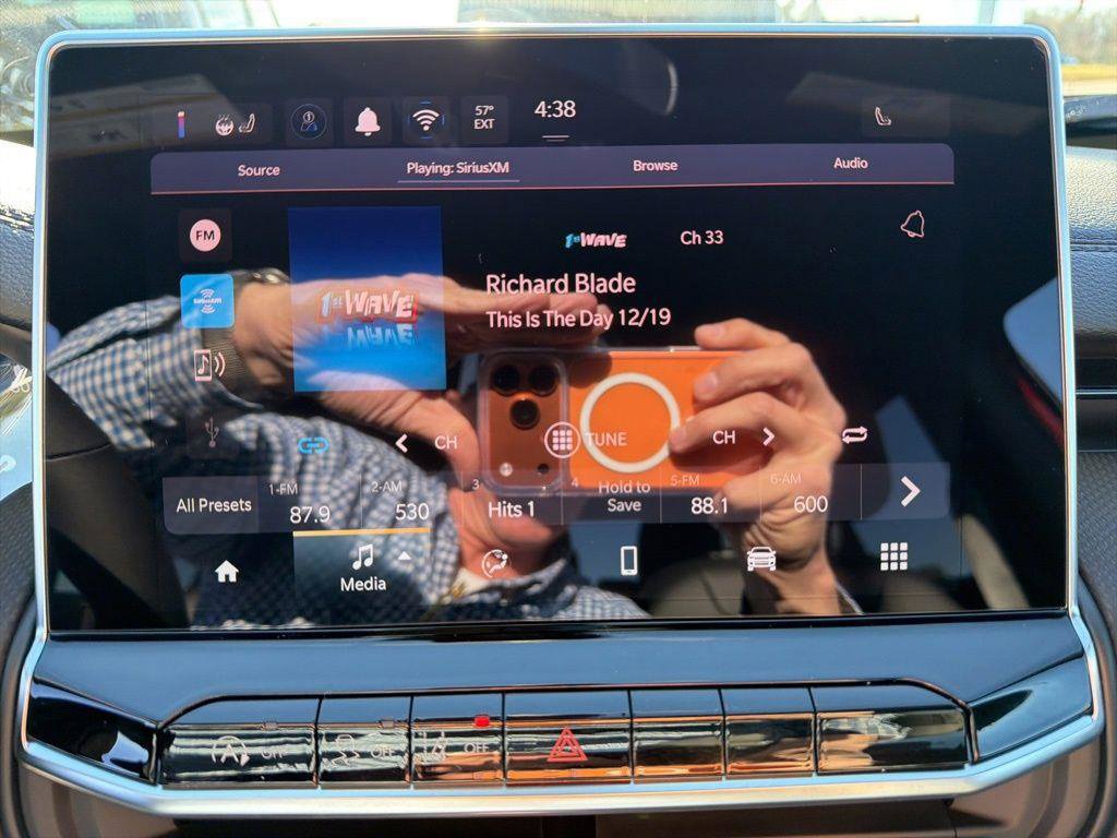 New 2026 Jeep Compass Latitude AWD/4WD image 30