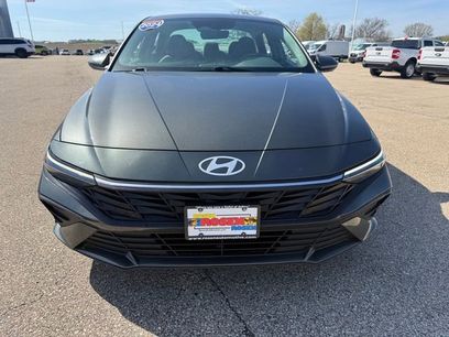 Used 2024 Hyundai Elantra SEL