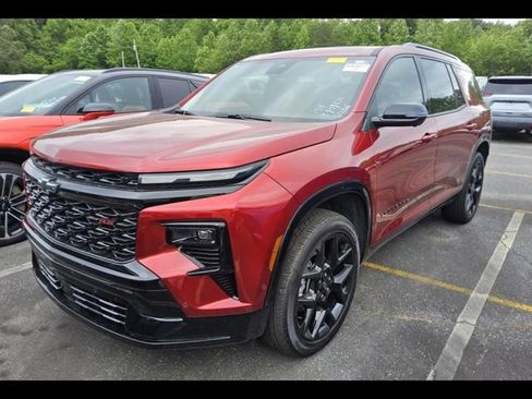 Used 2026 Chevrolet Traverse RS FWD image 3