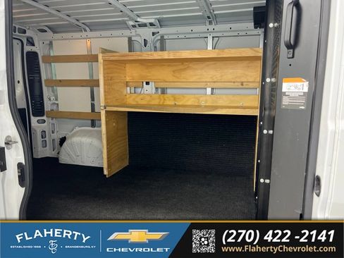 Used 2023 RAM ProMaster 2500 FWD image 10