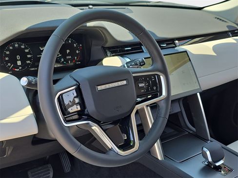 Certified 2025 Land Rover Discovery Sport S image 16