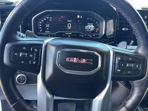 Used 2023 GMC Sierra 1500 SLT w/ SLT Convenience Package RWD image 15