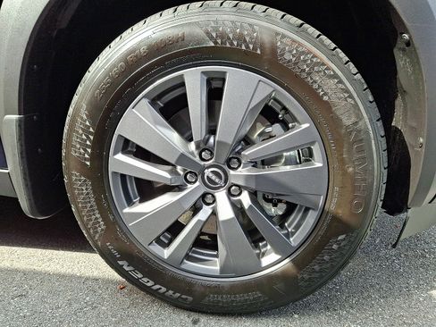 New 2026 Nissan Pathfinder SV image 4