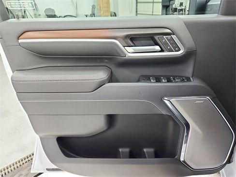 New 2026 GMC Sierra 3500 Denali w/ Denali Reserve Package image 37