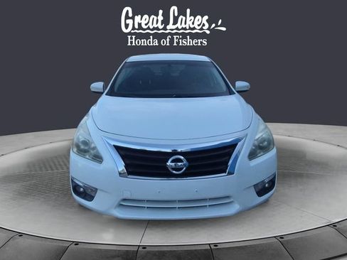 Used 2014 Nissan Altima 2.5 SV w/ Convenience Package FWD image 8