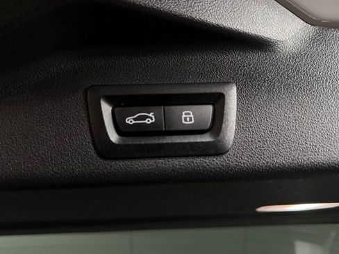 Used 2025 BMW X5 xDrive40i image 28