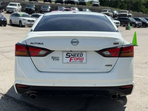 Used 2024 Nissan Altima 2.5 SR w/ SR Premium Package AWD/4WD image 6