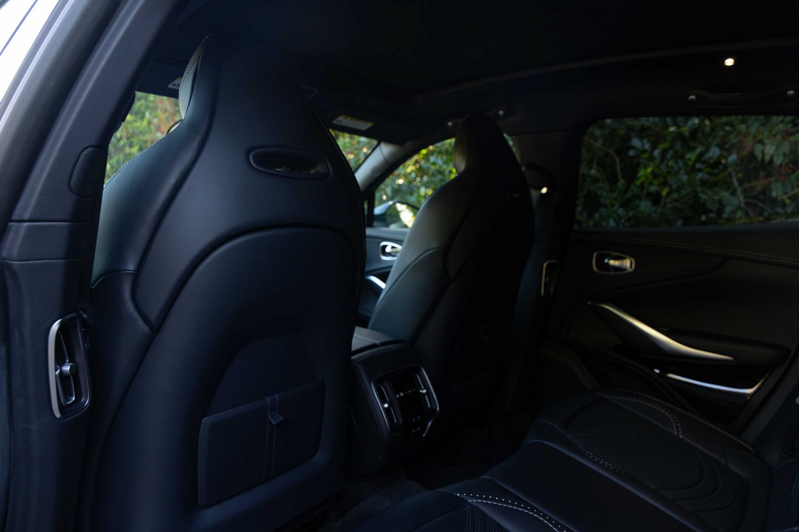 Used 2023 Aston Martin DBX 707 AWD/4WD image 46