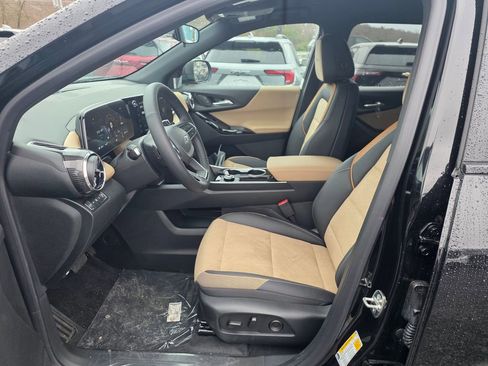 New 2026 Chevrolet Equinox ACTIV w/ LPO, Floor Liner Package AWD/4WD image 42