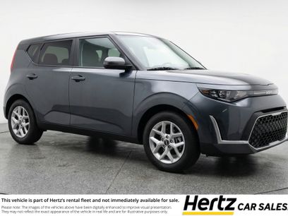 Used 2025 Kia Soul LX w/ LX Technology Package