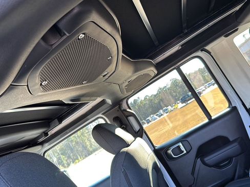 New 2026 Jeep Wrangler Willys AWD/4WD image 31