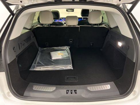 New 2026 Lincoln Nautilus Premier image 36