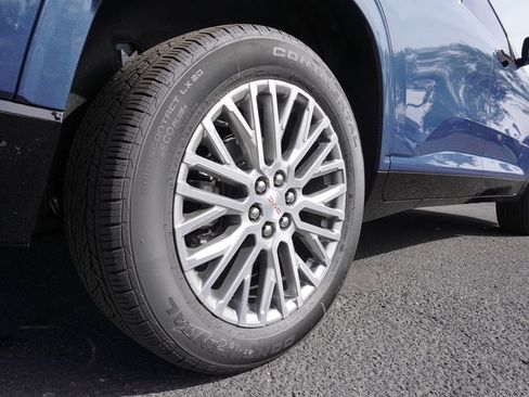 New 2026 GMC Acadia Denali FWD image 7