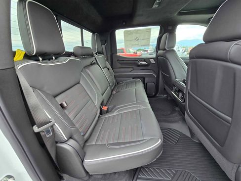 New 2024 GMC Sierra 1500 AT4X w/ AT4X AEV Edition image 16