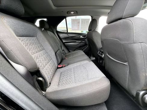 Used 2023 Chevrolet Equinox LT AWD/4WD image 16