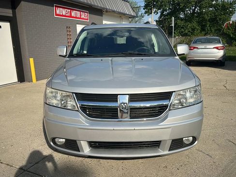 Used 2010 Dodge Journey SXT w/ Flexible Seating Group image 8