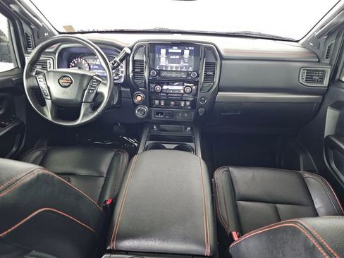 Used 2020 Nissan Titan PRO-4X w/ Pro-4x Convenience Package image 23
