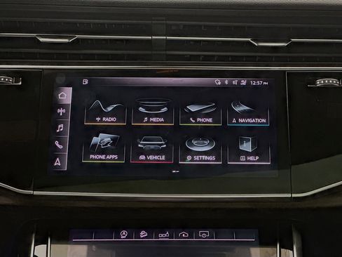 Used 2020 Audi Q8 Premium Plus w/ Premium Plus Package AWD/4WD image 12