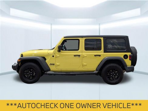 Used 2023 Jeep Wrangler Unlimited Sport AWD/4WD image 2
