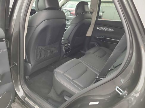 Used 2025 Genesis GV70 2.5T image 20