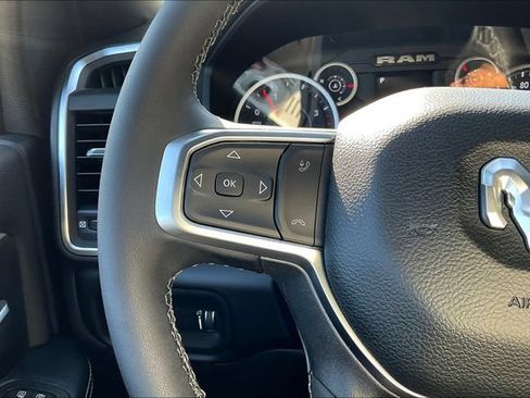 New 2025 RAM 2500 Big Horn AWD/4WD image 17