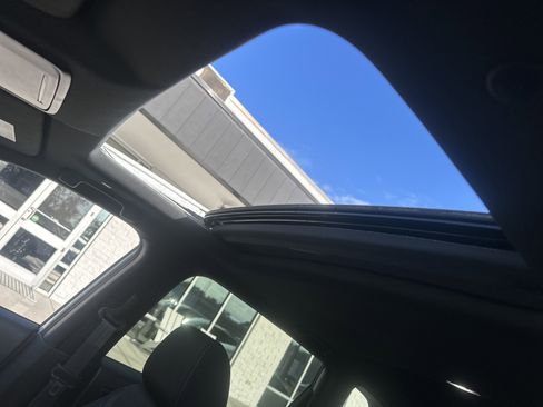 Used 2023 Honda CR-V Sport image 11