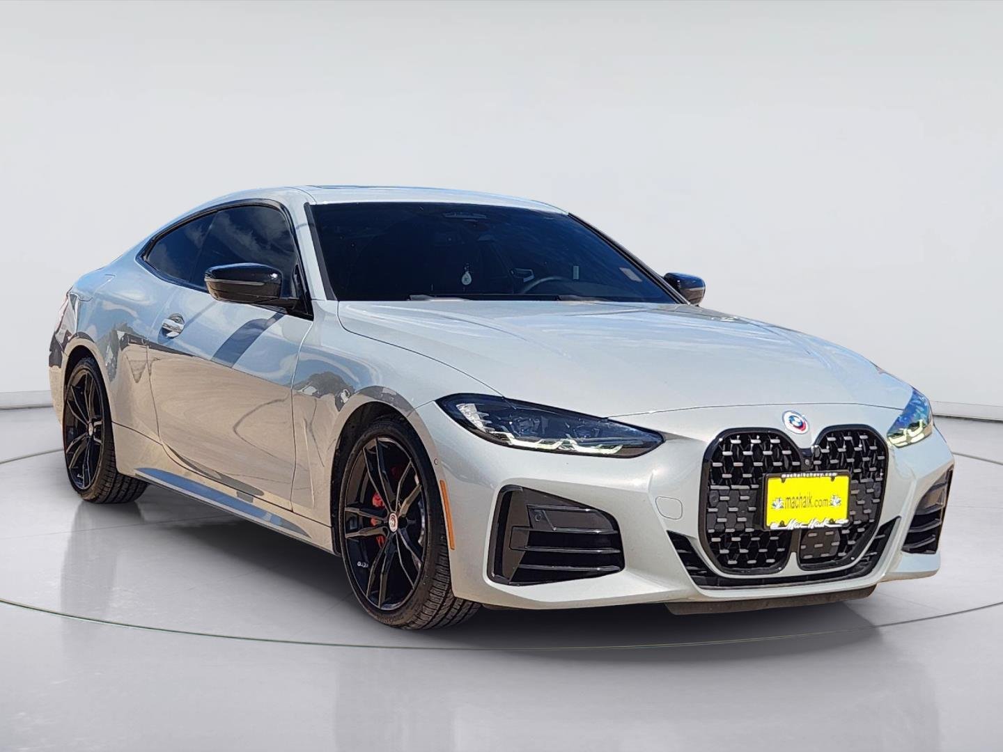 Used 2023 BMW M440i Coupe w/ Premium Package RWD image 3