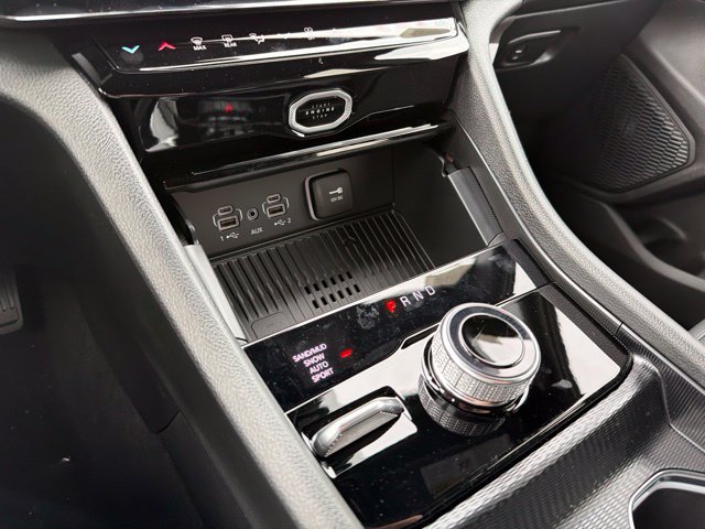 New 2026 Jeep Grand Cherokee Altitude AWD/4WD image 18