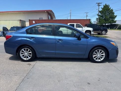 Used 2014 Subaru Impreza 2.0i Premium w/ All-Weather Package w/CVT AWD/4WD image 8