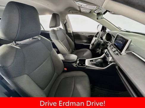 Certified 2024 Toyota RAV4 LE AWD/4WD image 23