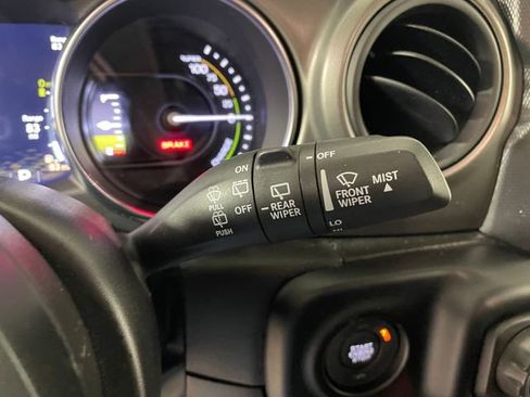 Used 2023 Jeep Wrangler Unlimited image 16