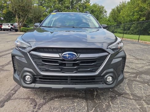 Used 2024 Subaru Outback AWD/4WD image 4