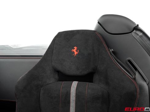 Used 2023 Ferrari F8 Tributo RWD image 45