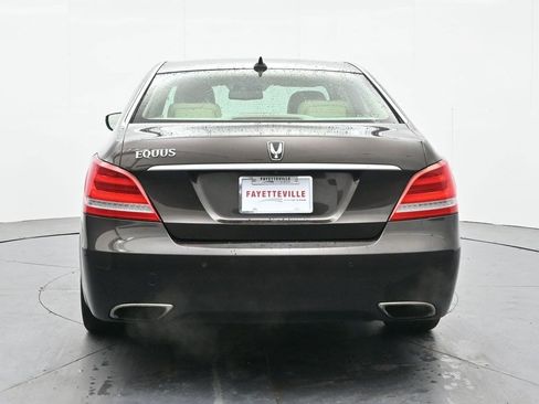 Used 2016 Hyundai Equus Signature RWD image 6