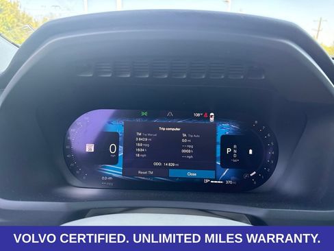 Certified 2023 Volvo XC90 B6 Plus w/ Protection Package Premier AWD/4WD image 23