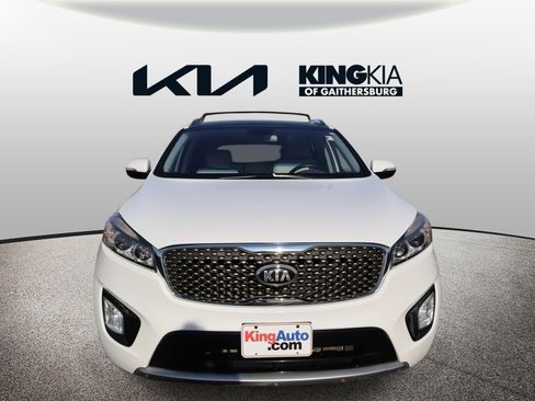 Used 2017 Kia Sorento SX image 9