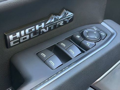 New 2026 Chevrolet Silverado 1500 High Country w/ Midnight Edition AWD/4WD image 16
