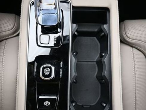 New 2026 Volvo XC90 B6 Ultra w/ Protection Package image 11