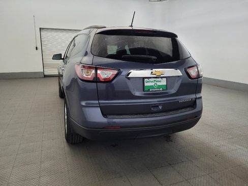 Used 2014 Chevrolet Traverse LS FWD image 6