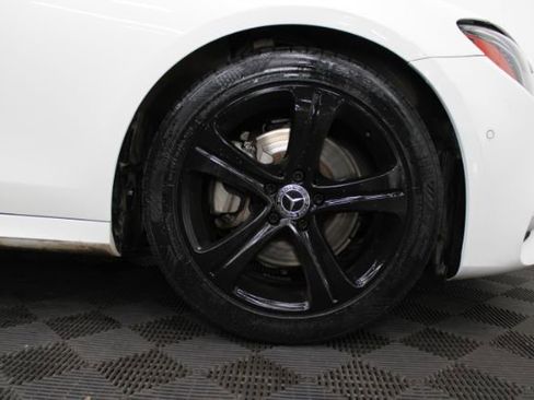 Used 2018 Mercedes-Benz E 300 4MATIC w/ Premium 1 Package image 6