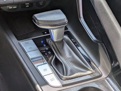 Certified 2025 Hyundai Elantra SEL FWD image 21