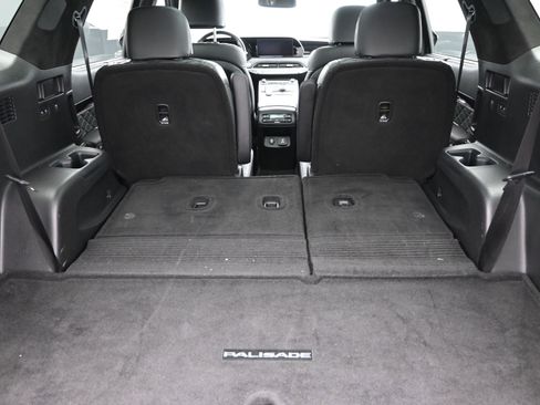 Used 2021 Hyundai Palisade Calligraphy w/ Winter Package image 27