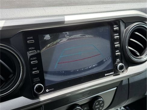 Used 2020 Toyota Tacoma SR5 RWD image 16