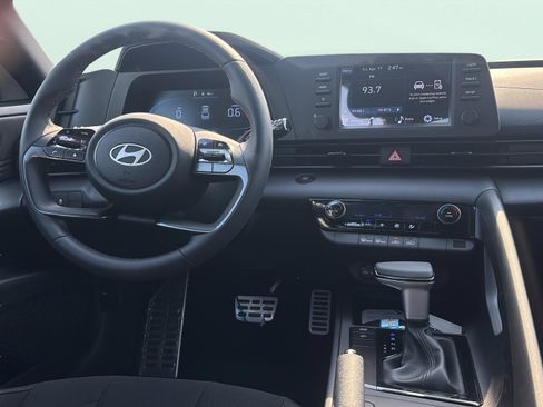 New 2026 Hyundai Elantra Sport FWD image 10