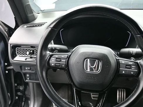 Used 2023 Honda Civic Sport image 18