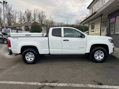 Used 2018 Chevrolet Colorado W/T w/ WT Convenience Package image 8