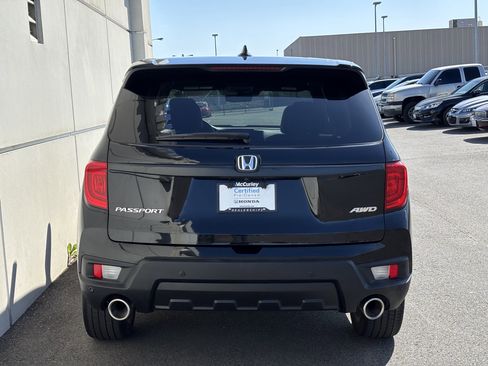 Used 2023 Honda Passport EX-L image 4
