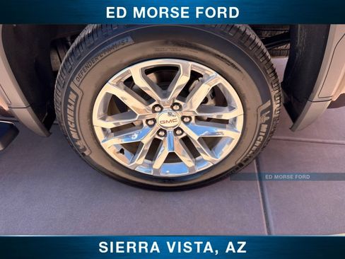Used 2019 GMC Sierra 1500 SLT w/ SLT Premium Plus Package RWD image 52
