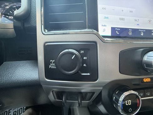 Used 2022 Ford F250 Lariat w/ FX4 Off-Road Package AWD/4WD image 27
